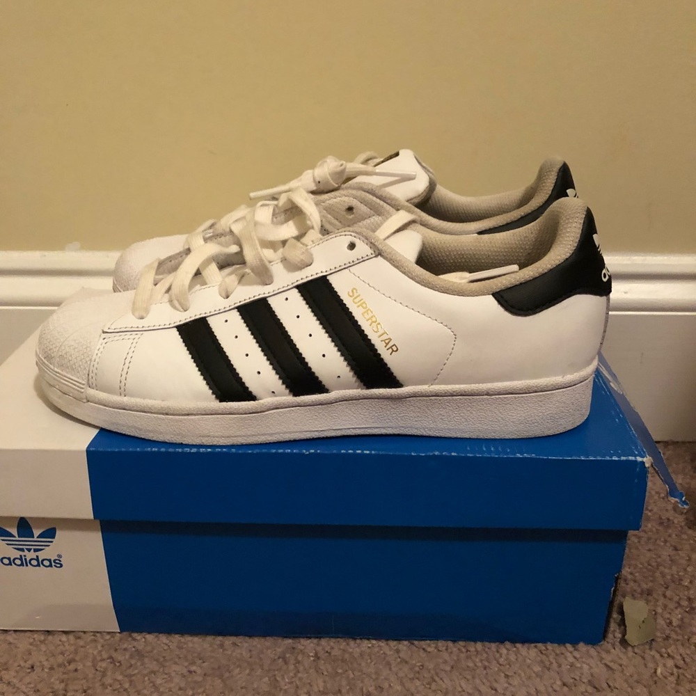 ADIDAS SUPERSTAR WOMENS.